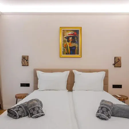 Apartamento Espacoso E Luminoso Apartamento *