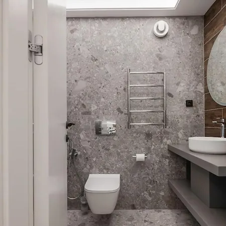Apartamento Espacoso E Luminoso *