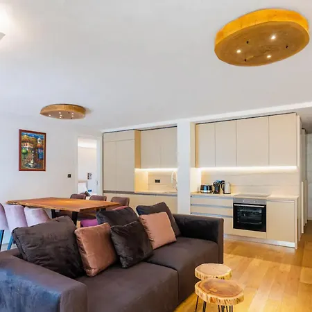 Apartamento Apartamento Espacoso E Luminoso
