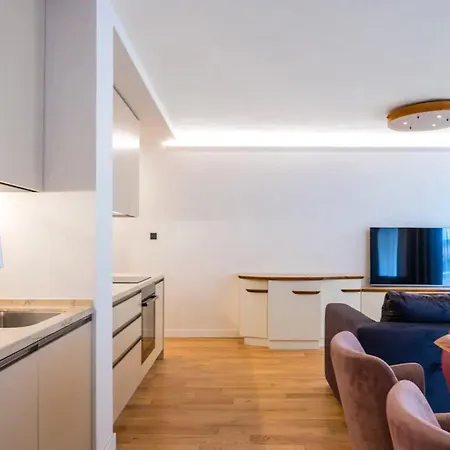 Apartamento Espacoso E Luminoso Apartamento
