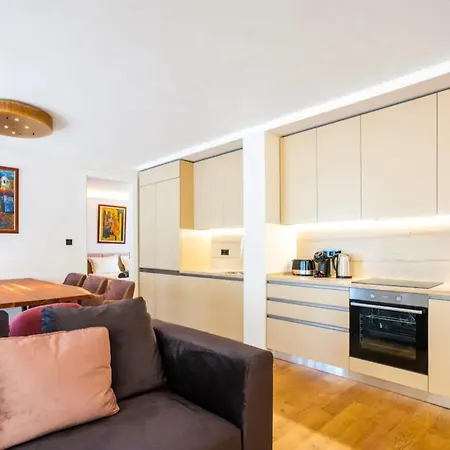 Apartamento Espacoso E Luminoso Apartamento